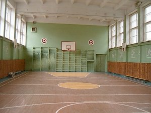 Премьер предложил отдать спортзалы школ Крыма в не учебное время спортивным секциям
