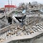 Власти не выполнили обещания разобрать разрушенный торговый центр в Столице Крыма
