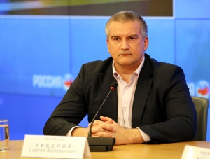 Аксенов: Крымская власть гарантирует безопасность представителям всех национальностей