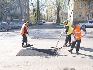 Власти Севастополя не смогли начать капитальный ремонт дорог