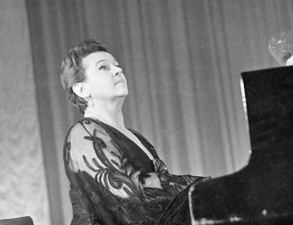 Г.А. Зюганов поздравил с юбилеем знаменитого советского композитора, пианистку и певицу Л.А. Лядову