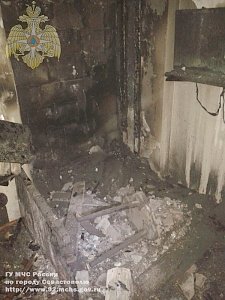 В Ночное Время из горевшего в Севастополе дома эвакуировали жильцов