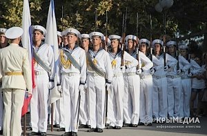 В Севастополе репетируют парад ко Дню Победы