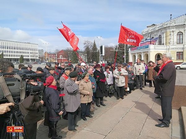 Тамбовские коммунисты почтили память В.И. Ленина