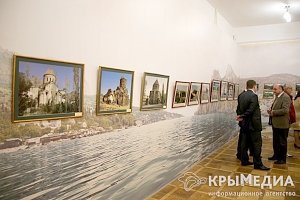 В Симферополе в память о жертвах геноцида армян открыли выставку