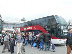 На маршрутах в Крыму заработали двухэтажные автобусы