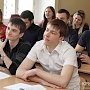 Крымских студентов-первокурсников хвалят в вузах других регионов России