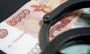 Суд оштрафовал жителя Евпатории на 90 тыс. рублей за взятку полицейскому