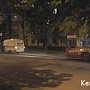 В Керчи в троллейбусе избили двух мужчин