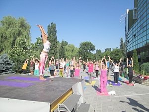 Крым впервые отметил международный день йоги
