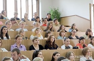 Выпускники из Крыма имеют право поступать в украинские вузы, - министр образования РК