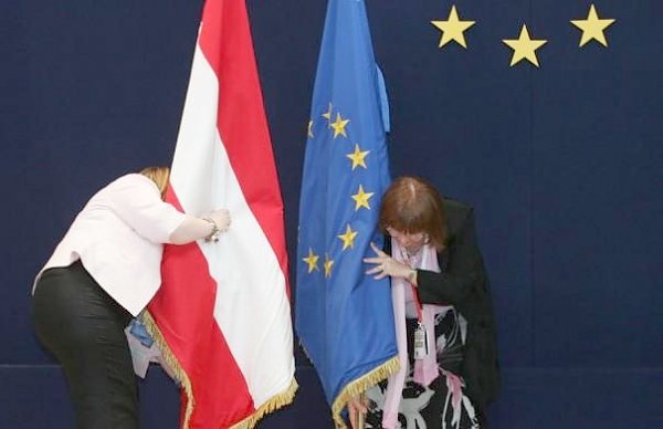 Австрия больше не Европа? 261 тысяча австрийцев подписались за выход из ЕС