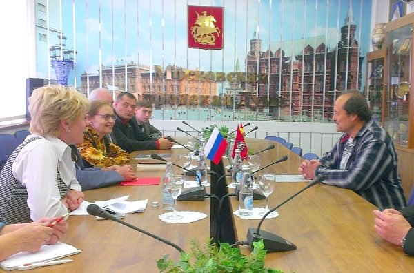 В Мосгордуме прошла встреча представителей КПРФ и «Объединенных Левых Испании»