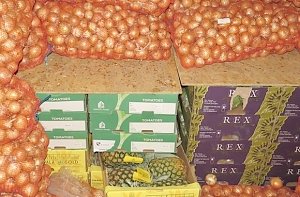 В Крыму уничтожили 4 тонны овощей из Европы