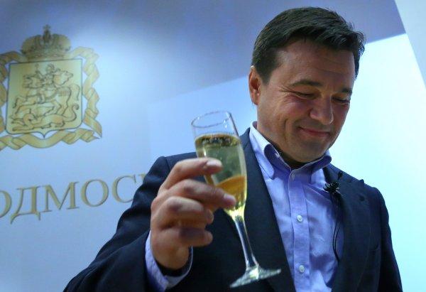 Губернатор Московской области Андрей Воробьев распиарился за счёт бюджета на рекордную сумму в 1,4 млрд рублей за полгода