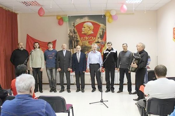 Белгородские комсомольцы и коммунисты организовали торжественный концерт, посвящённый дню рождения Комсомола