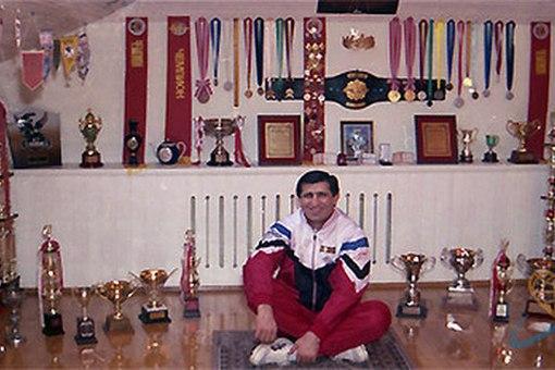 Двукратный чемпион мира по боям без правил М.Г. Гамзатханов: «Наша страна недооценивает заслуги Сталина перед Родиной, и это очень плохо»