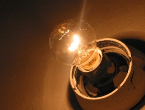 Подача электричества в крымской столице сокращена до четырёх часов в сутки