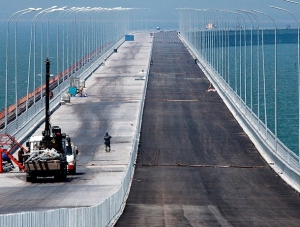Возведение моста в Крым начнётся в январе 2016 года