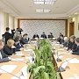 В крымском парламенте обсудили проблемные вопросы строительства модульных фельдшерско-акушерских пунктов в регионах полуострова