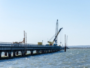 В Керченском проливе построят два рабочих моста