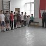 Астраханская область. Комсомольцы провели соревнования по классическому троеборью между школьников