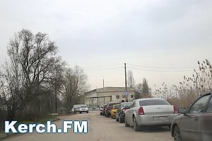 В керченском МРЭО очереди из желающих перерегистрировать транспортные средства