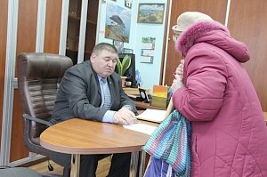 Начальник феодосийской полиции провел выездной приём граждан