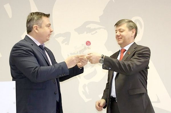 Дмитрий Новиков и Роман Кобызов открыли новую штаб-квартиру Амурского отделения КПРФ