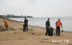 МЧС приглашает керчан принять участие в уборке пляжа