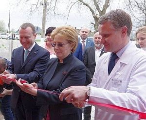 Вице-премьер России открыла в Бахчисарайском районе новый фельдшерско-акушерский пункт