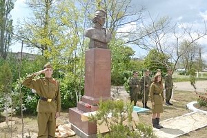 В Ленинском районе установлен памятник Герою Советского Союза Татьяне Костыриной