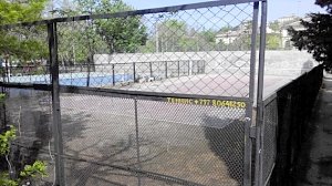 Теннисные корты в Комсомольском парке обещают отремонтировать и эксплуатировать