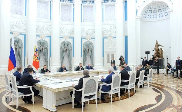 Г.А. Зюганов на встрече с В.В. Путиным: На выборах были созданы «криминальные зоны»