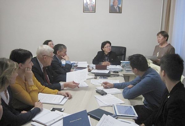 Лидер якутских коммунистов Виктор Губарев принял участие в работе совещания по развитию Арктического колледжа народов Севера
