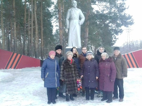 Комсомольцы Белгородской области поклонились подвигу героев, освободивших 74 года назад посёлок Волоконовка от немецко-фашистских захватчиков