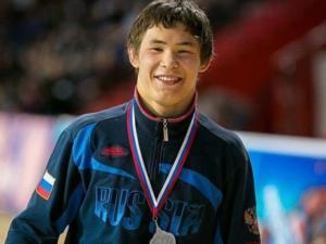 Борец из Крыма завоевал бронзовую медаль на турнире в Красноярске