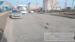 Власти Симферополя намерены за 840 тыс руб привести в порядок как минимум три разбитых дороги