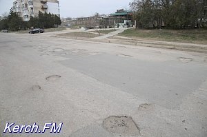 Керчане жалуются на отсутствие дорожного полотна в районе Семи ветров
