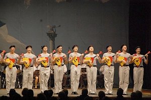 Танцевальная группа Ансамбля песни и пляски Черноморского флота принимает участие в шоу «Танцуют все»