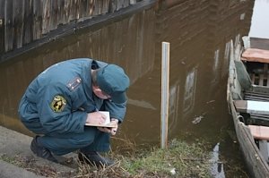 Ситуация с подъемом воды в реках Крыма на контроле МЧС России