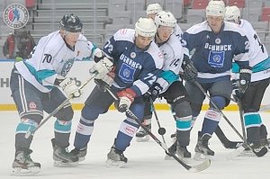 Севастопольские хоккеисты приняли участие во Всероссийском фестивале любительского хоккея