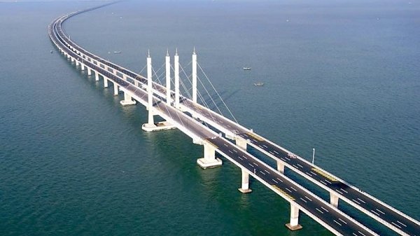 Начался монтаж арок судоходного пролета автомобильной части Керченского моста