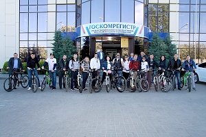Сотрудники Госкомрегистра поддержали акцию «На работу на велосипеде»