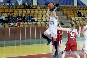 Чемпион Крыма между женских баскетбольных команд выиграл девятый матч подряд