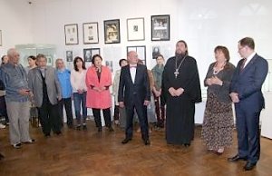 В Херсонесе открылась уникальная выставка о Православии и Романовых