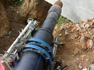 Реконструкцию водопроводных сетей на улице Толстого в столице Крыма завершат до 30 октября