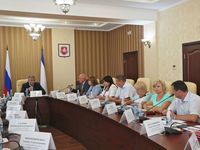 Сергей Аксёнов обсудил ряд региональных проблем в ходе совещания с главами администраций муниципалитетов Крыма