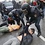 Два референдума: в Крыму «вежливые люди» охраняли порядок, в Каталонии силовики расстреливают и избивают участников голосования