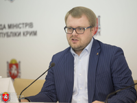 Оценка населением деятельности руководителей на местах будет способствовать решению проблем в муниципалитетах – Дмитрий Полонский